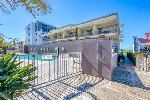 On The Beach Resort Bribie Island - Accommodation Bookings 2