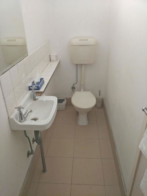 Arkana Motel - Accommodation Bookings 13