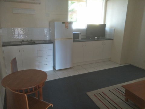 Arkana Motel - Accommodation Bookings 8