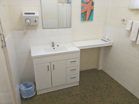 Arkana Motel - Accommodation Bookings 43