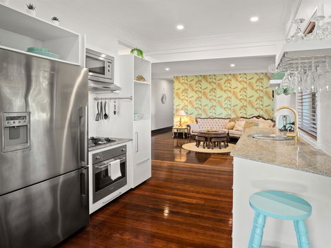 Anville Court - Accommodation Bookings 4