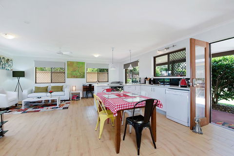 Arthouse - Accommodation Bookings 3