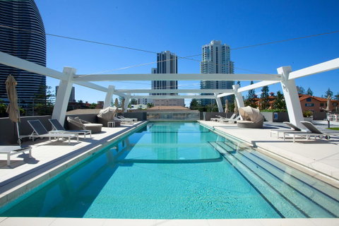 High Floor Ocean View Suites Broadbeach - Accommodation Bookings 15