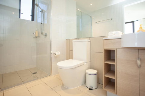 High Floor Ocean View Suites Broadbeach - Accommodation Bookings 26