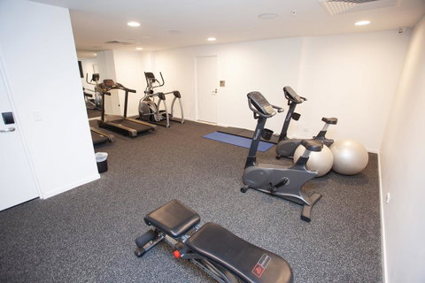 High Floor Ocean View Suites Broadbeach - Accommodation Bookings 31