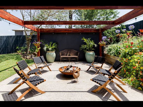 Sam's Buderim Mountain Guest House - Accommodation Bookings 12