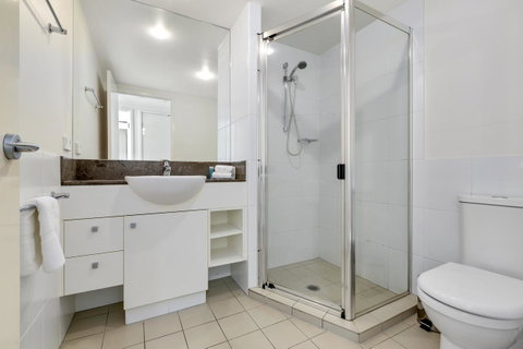 Broadbeach On The Park, 3 Bed Ocean - We Accommodate - Accommodation Bookings 0
