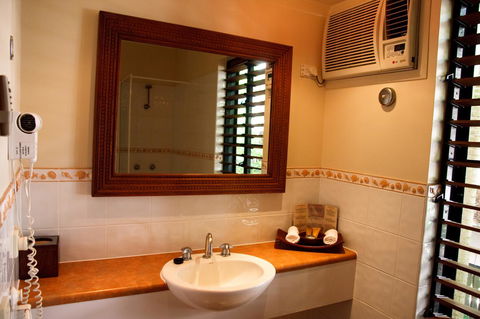 Hibiscus Resort & Spa - Official Onsite Reception & Check In - Accommodation Bookings 32