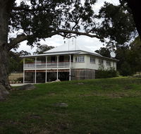 Loughmore House - Accommodation Bookings