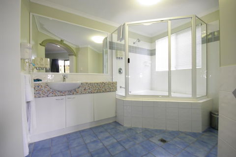 Mackay Resort Motel - Accommodation Bookings 13