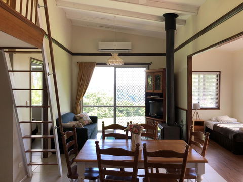 Montville Holiday Apartments - Accommodation Bookings 12