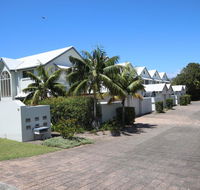 Waters Edge - Accommodation Bookings