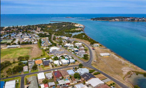 Waterside Retreat - Accommodation Bookings 3
