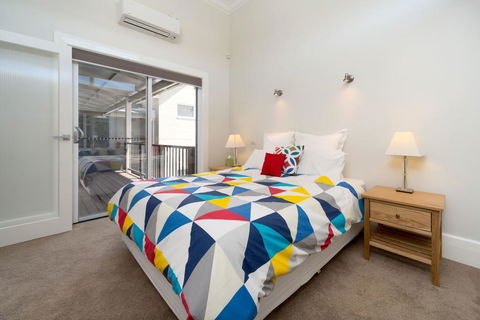 Waterstreet Apartment - Accommodation Bookings 0
