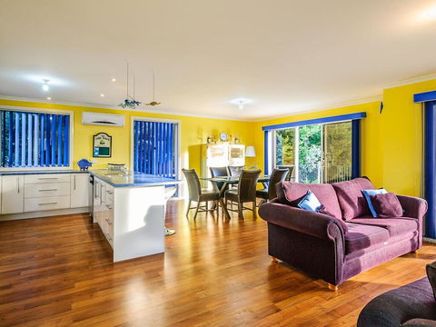 Waterviews - Accommodation Bookings 1