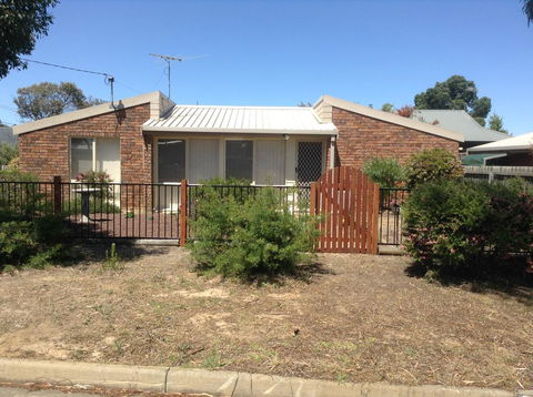Wattle Hill Cottage - Accommodation Bookings 0