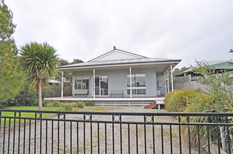 WELCOME BREAK - PET FRIENDLY - Accommodation Bookings 0