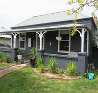 Welcome Stranger Cottage
