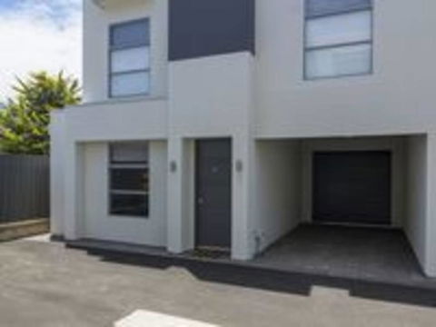 West Croydon Condo - Accommodation Bookings 0