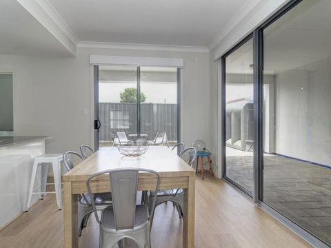 West Croydon Condo - Accommodation Bookings 2