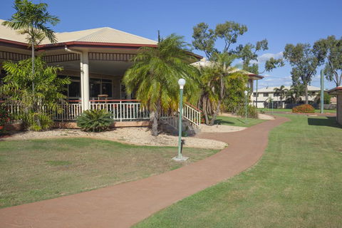 Western Heritage Motor Inn - Accommodation Bookings 1