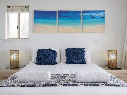 Whale Watch 40 - Accommodation Bookings 3