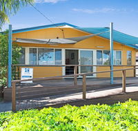 Wheelchair Friendly with water views - Welsby Pde Bongaree - Accommodation Bookings