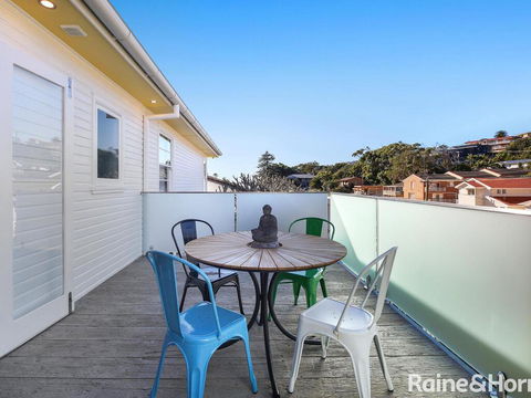 White Beach - 42 Ash Street - Accommodation Bookings 2