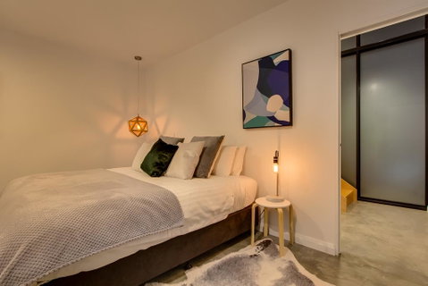 White Room Apartments - Accommodation Bookings 1