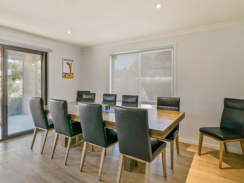 Wild Waves - Accommodation Bookings 1
