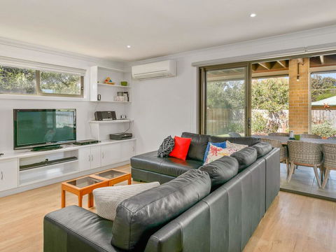 Wild Waves - Accommodation Bookings 2