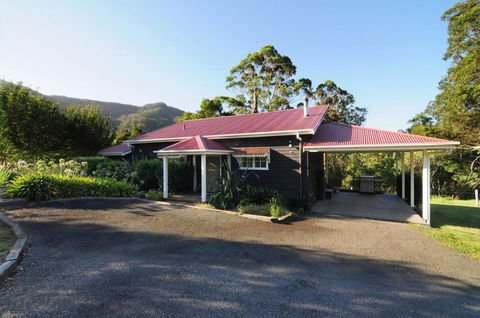 Willabrook Retreat - Rest Cottage - Spoil Yourself! - Accommodation Bookings 3