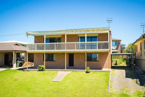 Williams Wonder - Large Beach House - Accommodation Bookings 0