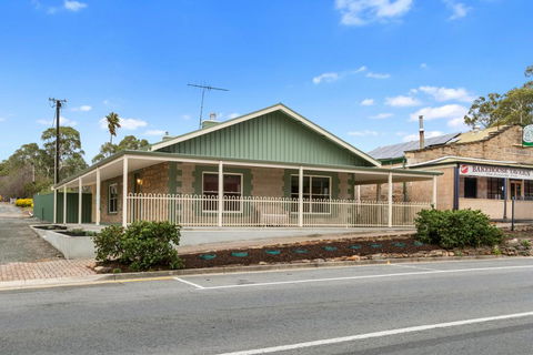 Williamstown Bed And Breakfast - Accommodation Bookings 0