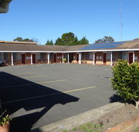 Windmill Motel