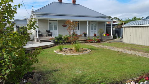 Windsor Cottage - Accommodation Bookings 1