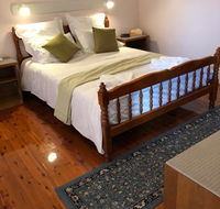 Wine Country drive Guest House