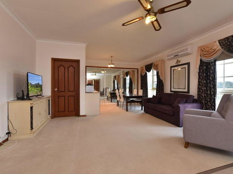 Wine Country Homestead 1br Studio - Accommodation Bookings 3