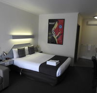 Wine Village Motor Inn