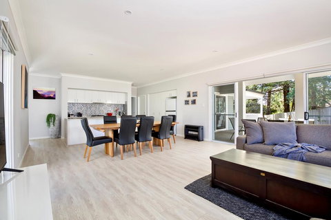 Winsome - Accommodation Bookings 1