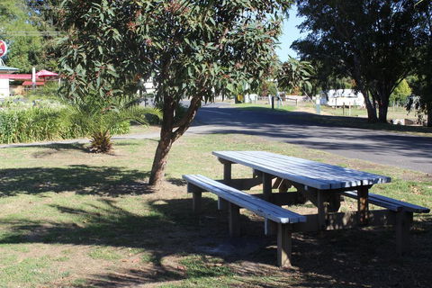 Wonky Stables Holiday Park - Accommodation Bookings 3