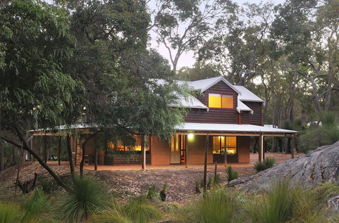 Woodstone Goanna Cottage - Accommodation Bookings 0