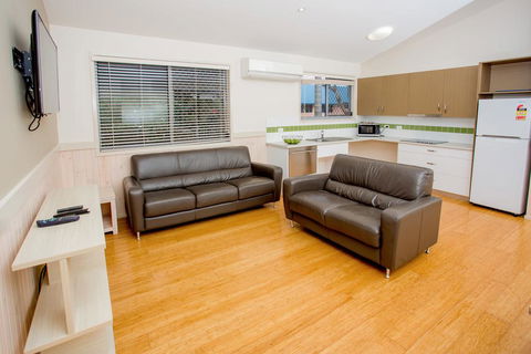 Woolgoolga Lakeside Holiday Park - Accommodation Bookings 1