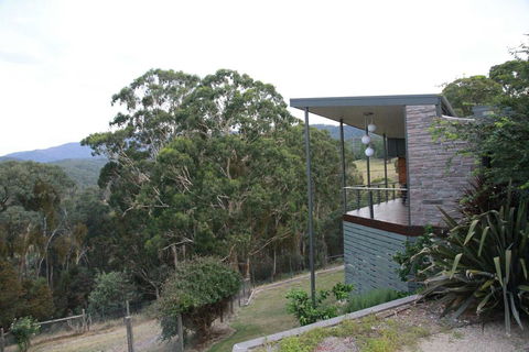 Woollybutt - Accommodation Bookings 3
