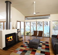 Wye View architecturally designed stunning views - Accommodation Bookings