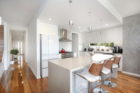 Xus Residence - Accommodation Bookings 3