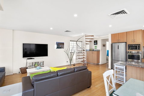 Yacaaba Terrace, Unit 9, 3 Yacaaba Street - Accommodation Bookings 3