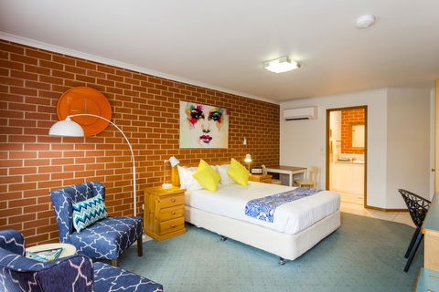 Yackandandah Motor Inn - Accommodation Bookings 1