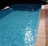 Yambil Inn
