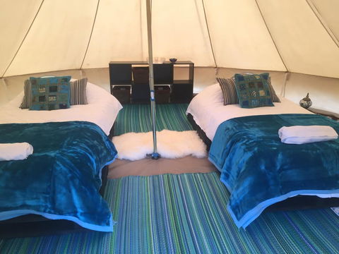 Yanada - Accommodation Bookings 2